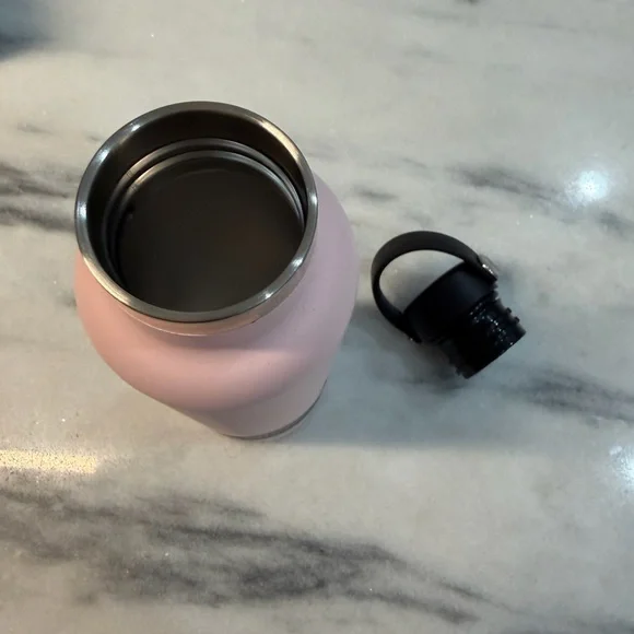 Hydro Flask 21 ounce Light Pink Bottle - Picture 6 of 8